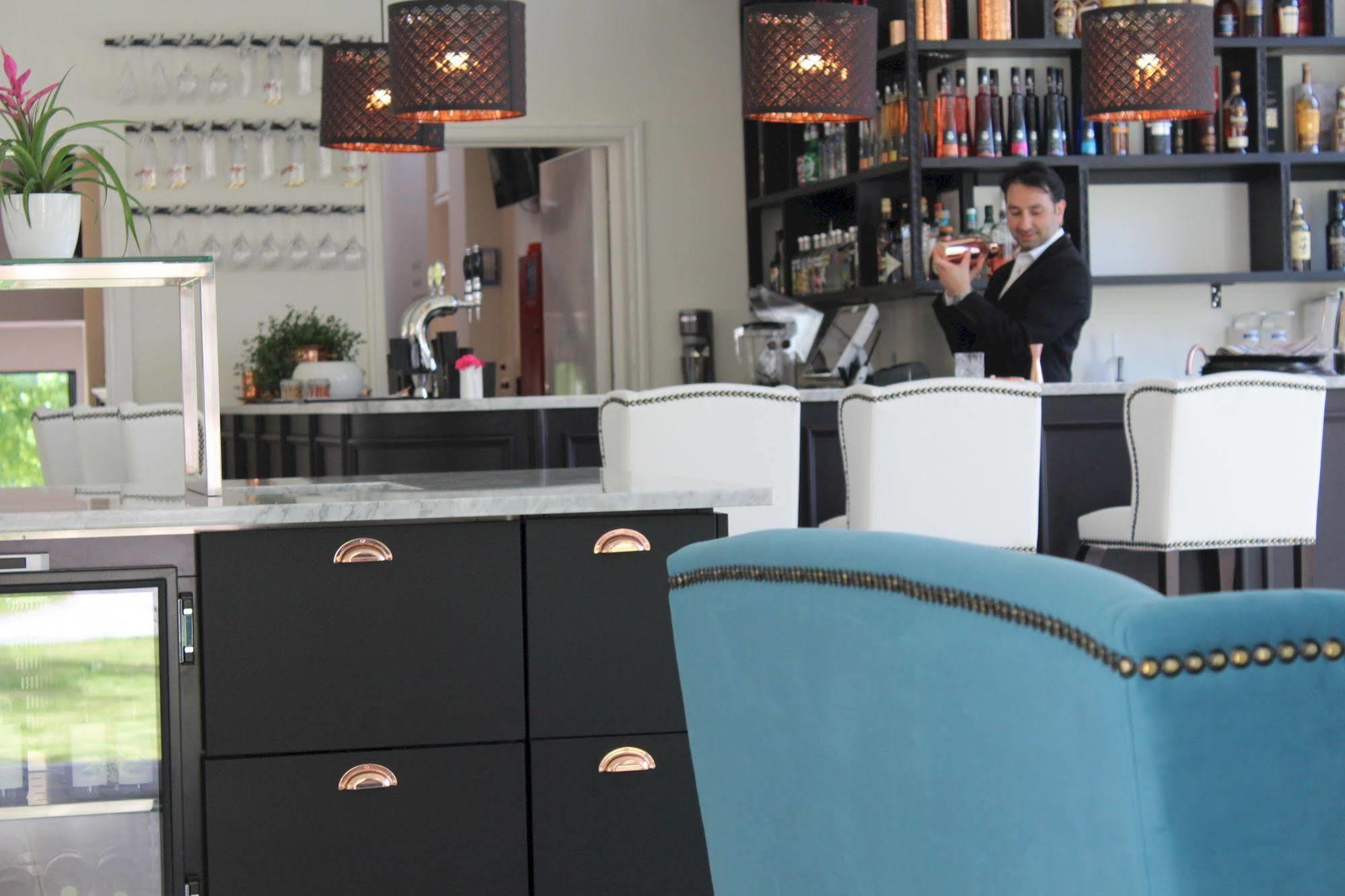 Brook Hotels Arlanda Rosersberg Экстерьер фото