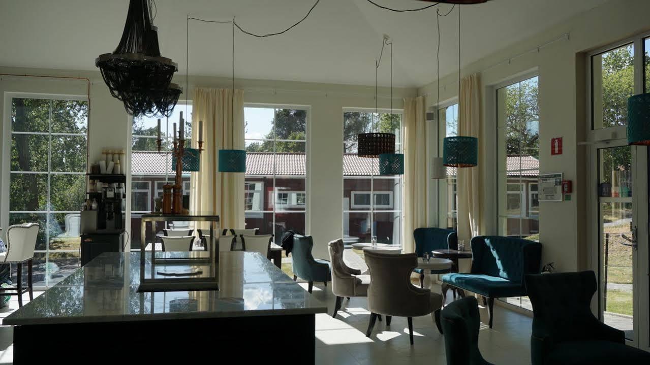 Brook Hotels Arlanda Rosersberg Экстерьер фото