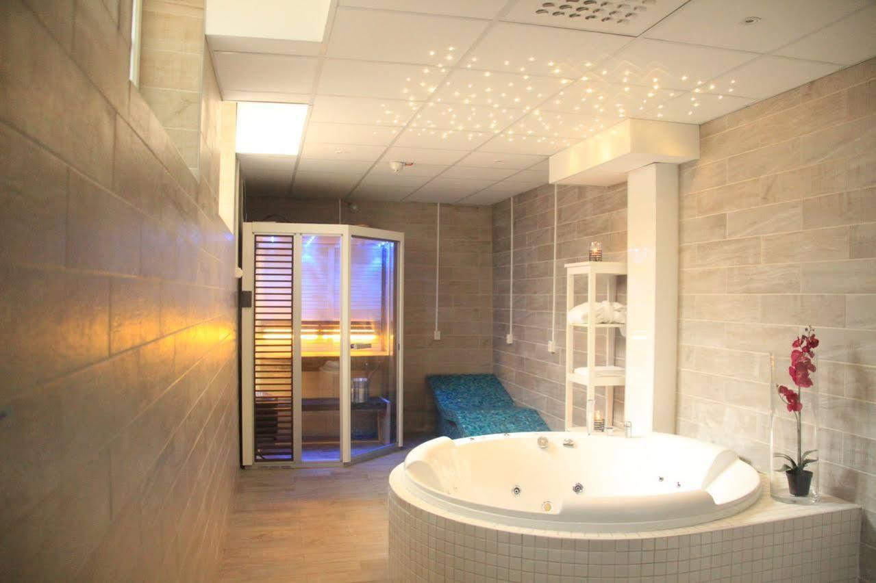 Brook Hotels Arlanda Rosersberg Экстерьер фото